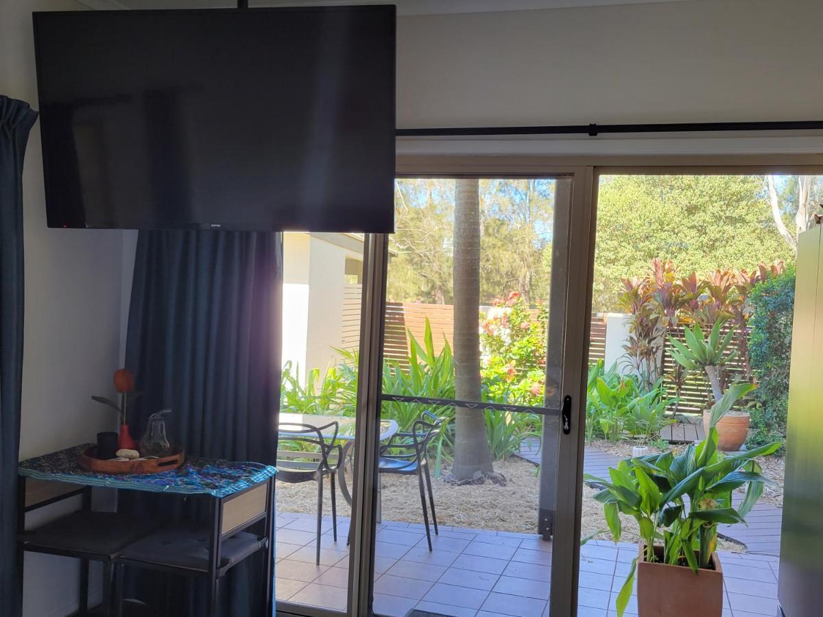 Beachside One Bedroom Flat Retreat Maroochydore Exterior photo