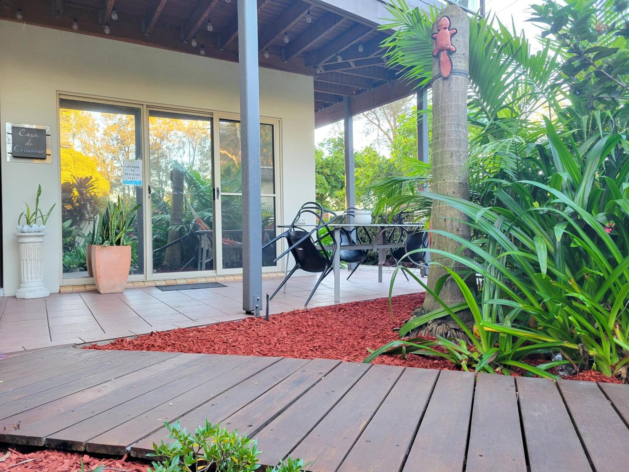 Beachside One Bedroom Flat Retreat Maroochydore Exterior photo